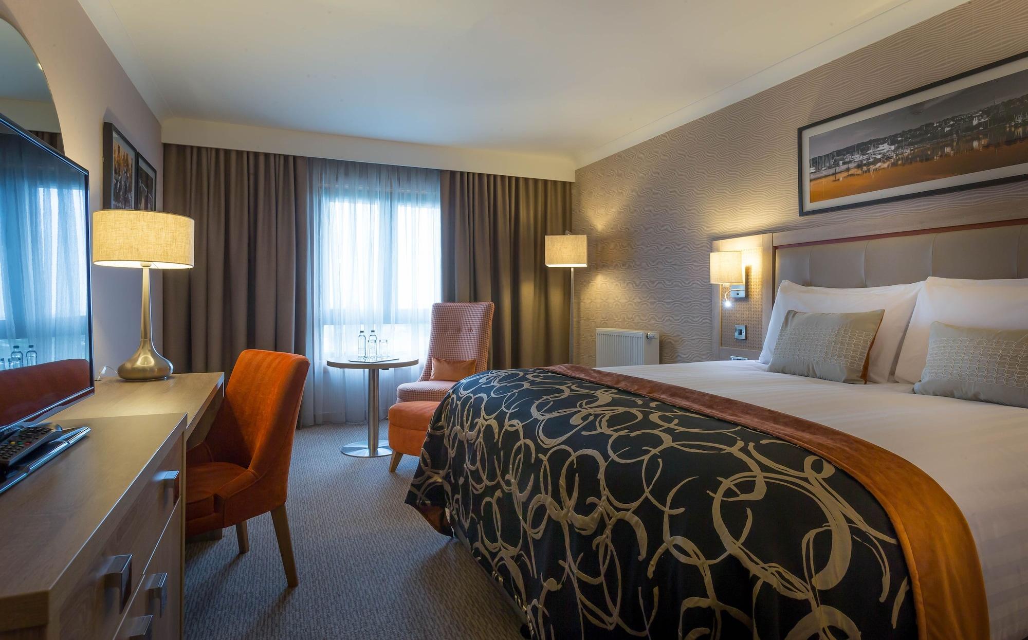 Clayton Hotel Лепардстаун Екстер'єр фото