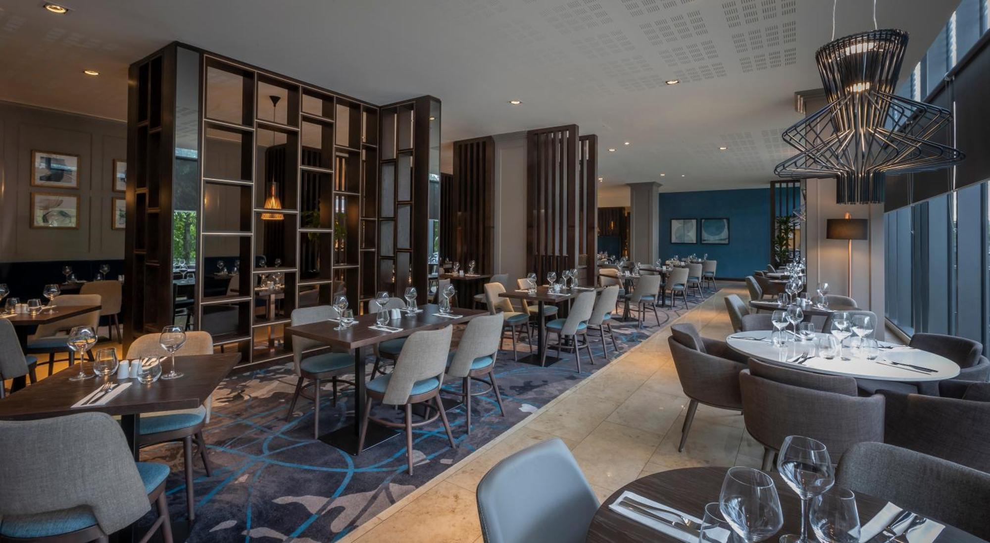 Clayton Hotel Лепардстаун Екстер'єр фото