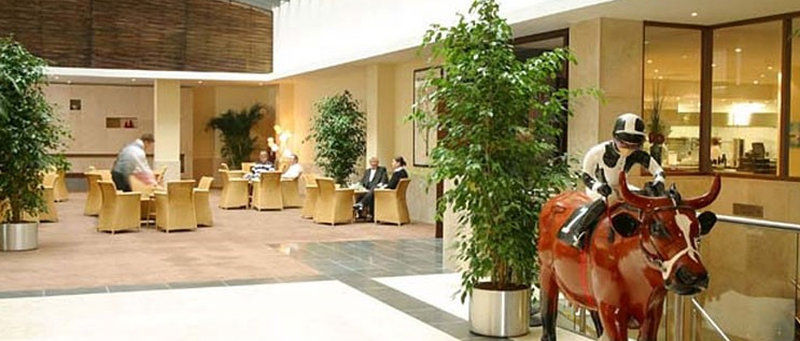 Clayton Hotel Лепардстаун Екстер'єр фото