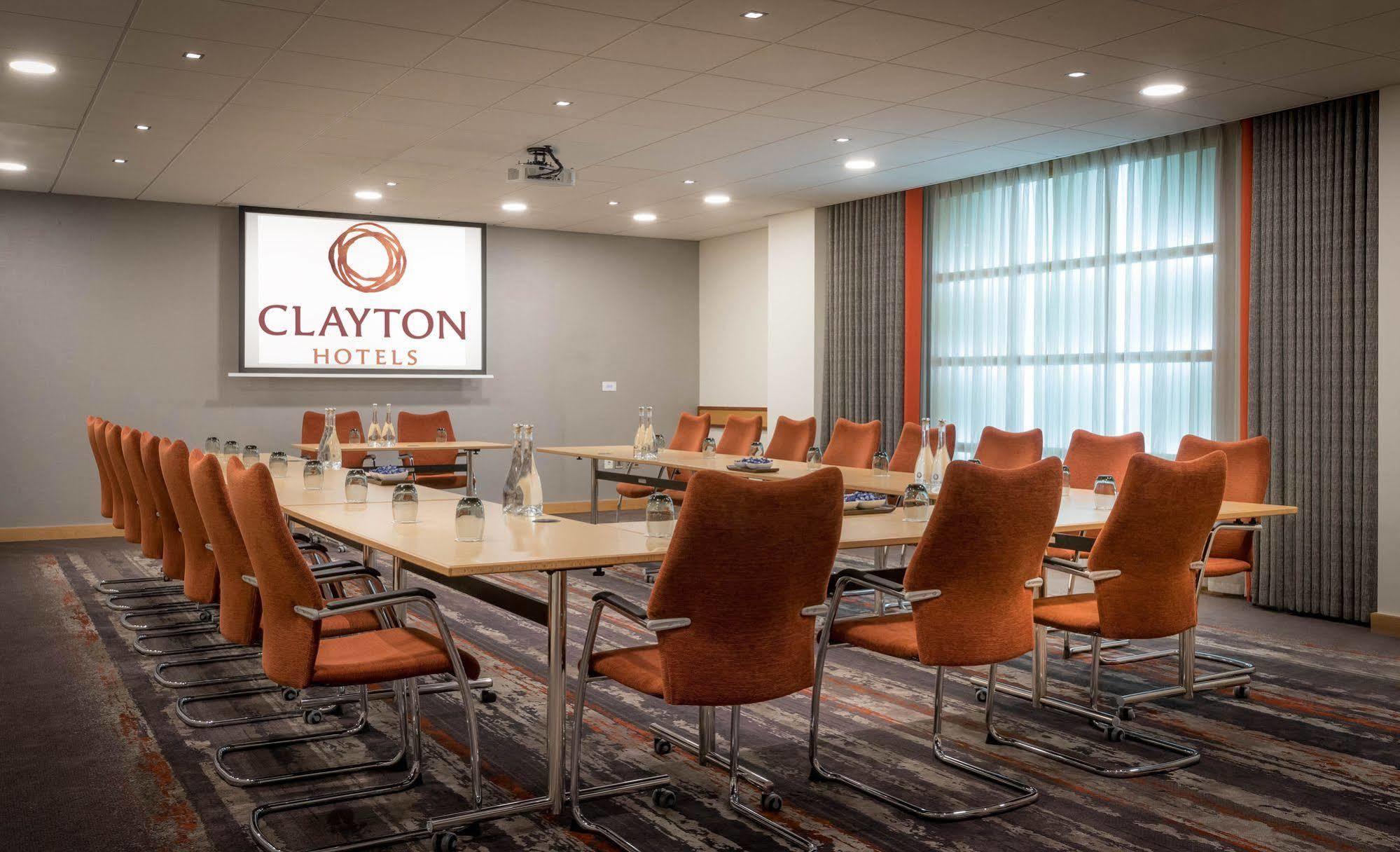 Clayton Hotel Лепардстаун Екстер'єр фото